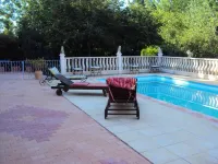 La Douloire Hotels in Pernes-les-Fontaines