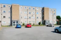2-Bed Flat with Superfast Wi-fi DW Lettings 9WW