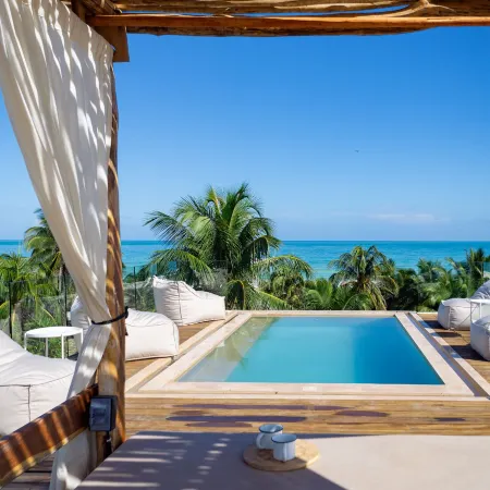 Mero Mero Hotel