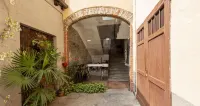 Charming Joivy Flat Next to Duomo di Como