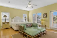 Destin Beach House - Flamingo Cove by Panhandle Getaways