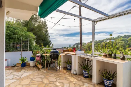 Designer Luxury Two Bedroom Apartment Отели в г. Салоу