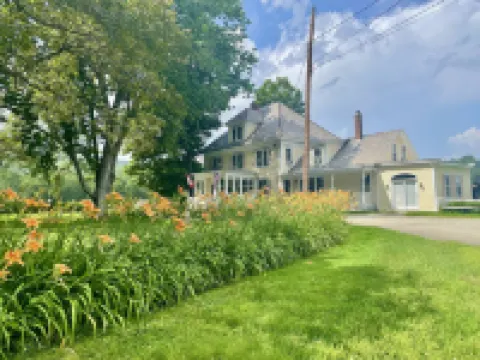 瘋狂河旅館 華盛頓縣酒店