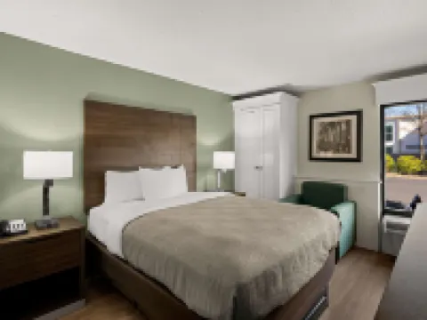 小石城北部品質酒店及套房 北小石城酒店