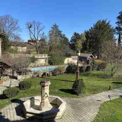 Les Jardins de la Tour Hotel Exterior
