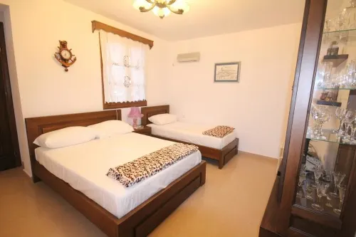 Guesthouse Altin - Flughafentransfer
