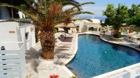 Petali Village Hotel - piscina