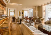 The Lamplighter Dining Rooms - bar