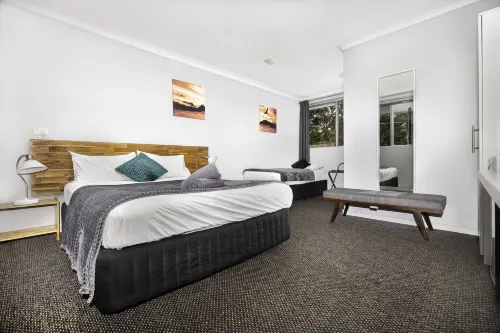 Bald Hills Motel - 2-Star