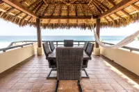 Vivo Resorts Hotels in San Pedro Mixtepec