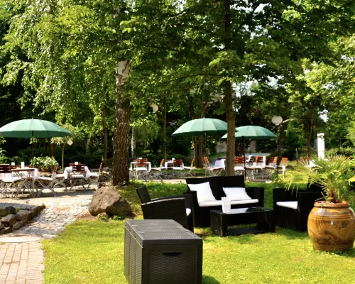 Hotel Dein Gutshof فنادق في جورليتس