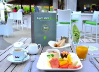 Esprit Libre Restaurant and Guest House - sarapan