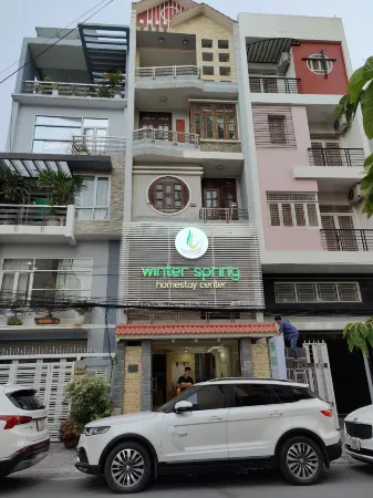 Winter Spring Homestay Center Отели рядом с достопримечательностью «Công viên Vincom Xuân Khánh»