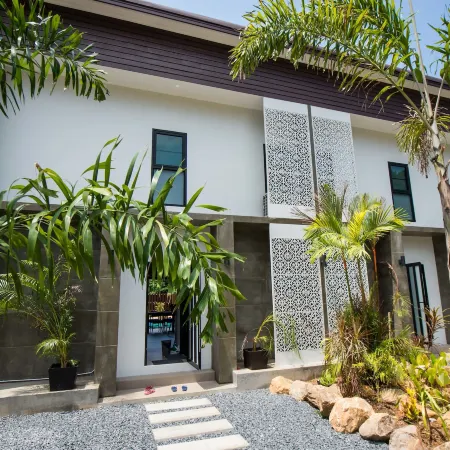 The Pearl Luxury Pool Villas