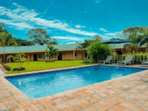 Casa Mia Lodge & Restaurant โรงแรมในบลันไทร์