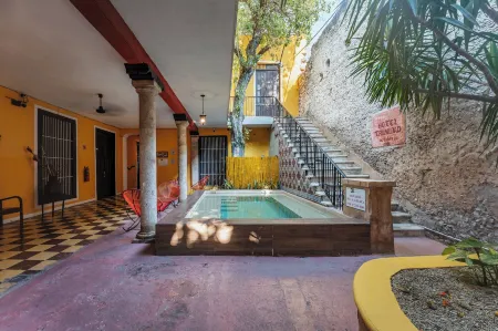 Hotel Santiago Отели рядом с Аэропорт Мерида