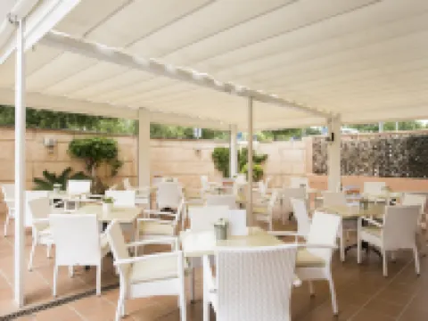 Martinez Apartments Hotels in Palmanova