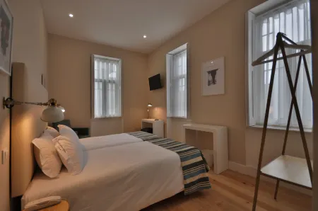 Porto Charming Hotel Отели рядом с достопримечательностью «Понти-ди-Дон-Луиш I»