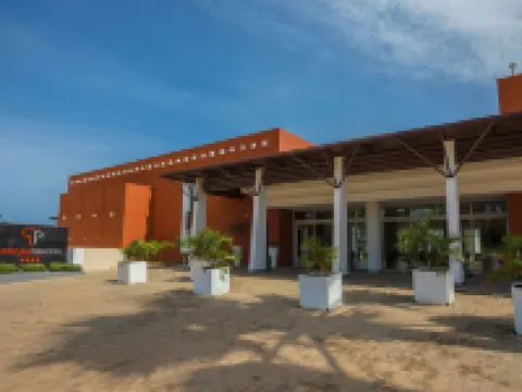 AFRICAN PRINCESS BEACH HOTEL Hotels in Serrekunda