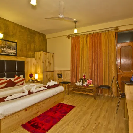 New Harmony Inn