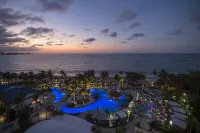 Fairmont El San Juan Hotel - Rooftop Pools