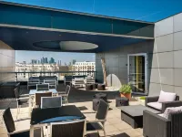 Plaza Hotel & Living Frankfurt