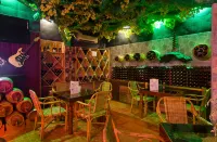 딥 포레스트 가든 호텔