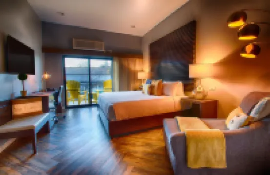 The Tavern Hotel Hotels in Cottonwood