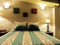 Panama House Bed & Breakfast Hotels in Bethania