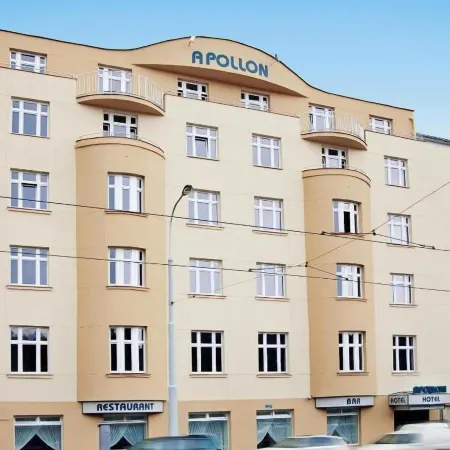 My Hotel Apollon Отели рядом с достопримечательностью «Прага 08»