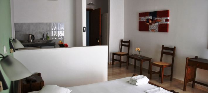 Filoxenia Hotel & Apartments Hotels in Elios Proni