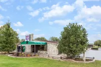 Knights Inn Racine - Park Yeri