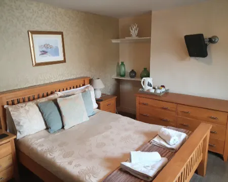 Halfway House Inn Hotels in Maker-with-Rame
