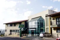 Hotel Midas فنادق في 