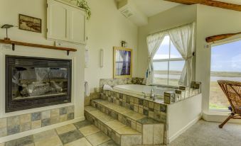 Captain's Inn at Moss Landing