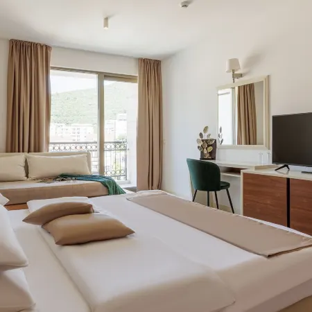 Hotel Kadmo by Aycon
