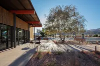 Best Friends Roadhouse and Mercantile