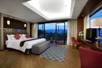 Aston Sentul Lake Resort & Conference Center Hotel dekat Bon Jovi - Fedara - Jonggol