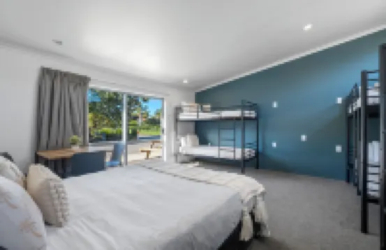 Tasman Holiday Parks - Beachaven Hotels in 