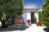 Chambre d'Hotes "Les Volets Bleus" - Villa l'Olivier côté Mer