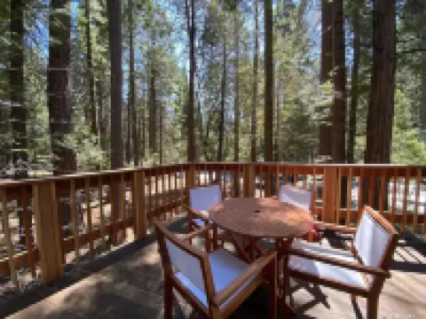 The Sugar Pine Chalet