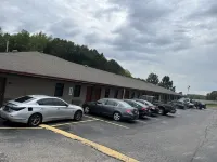 Budget Inn Elkmont - 주차장