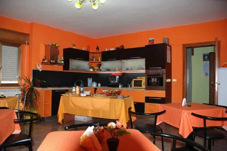 B&B Sant'Eufemia Отели рядом с достопримечательностью «Le Palme»