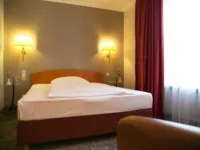 Hotel am Elbufer Hotels in Finkenwerder