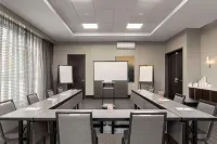 Hampton Inn & Suites Worcester Hotels in Worcester