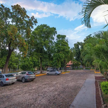 InHouse Select Hacienda Tres Rios
