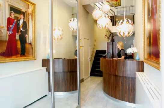 Hotel Damsquare Отели рядом с достопримечательностью «Каса Россо»