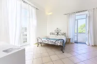 Le Grand Bleu - Gioia Apartments - balcón