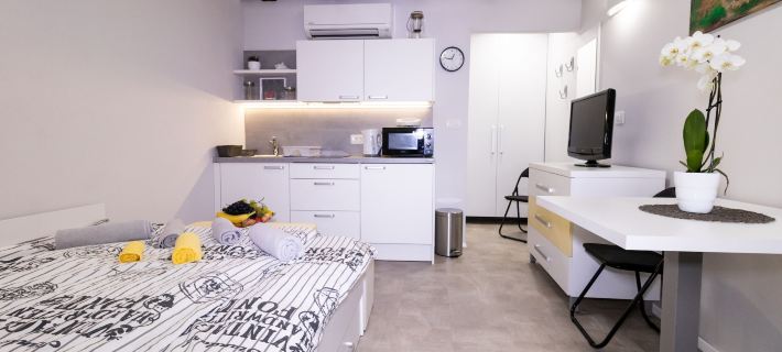 Apartments Bella Tara Hotels in Piran