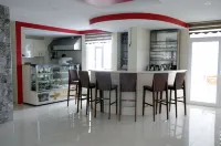 Tehran Boutique Hotel - bar